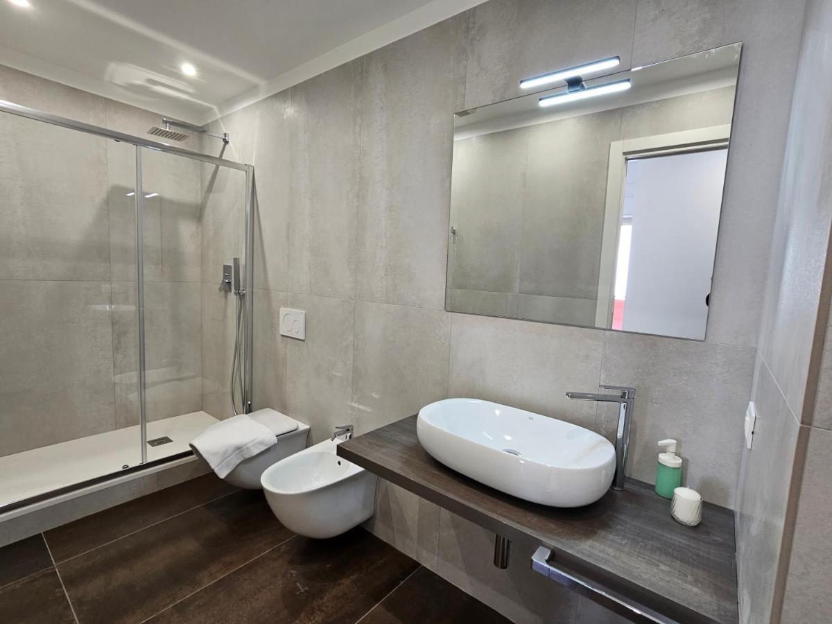 Residenza Atena 비보 발렌티아 마리나 외부 사진