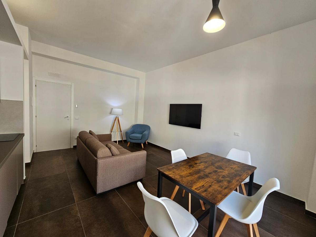 Residenza Atena 비보 발렌티아 마리나 외부 사진